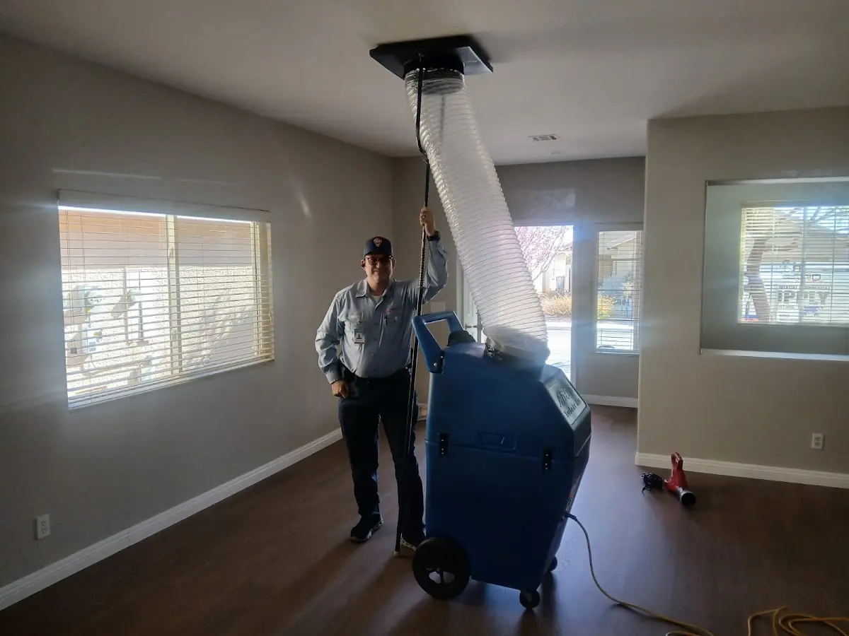 Professional AC Repair work inside a Rossmoor home